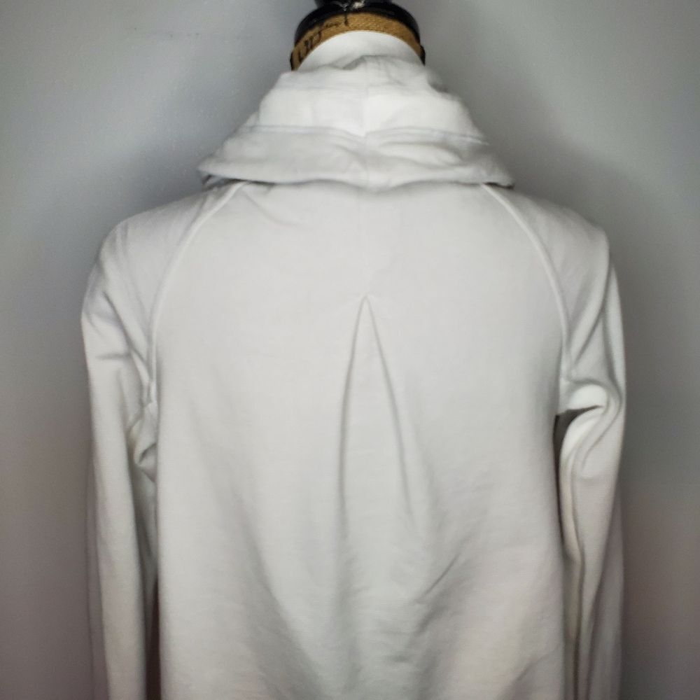 Lululemon To Class Button Down Jacket Size 4 - image 10